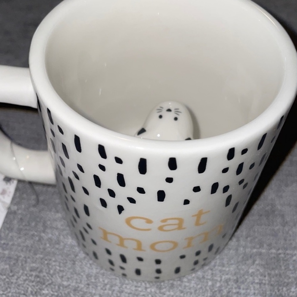 Cat Mom Coffee Mug - Cat Inside Mug!